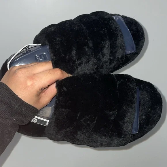 UGGS Black Fluff Yeah Slides - Picture 3 of 4